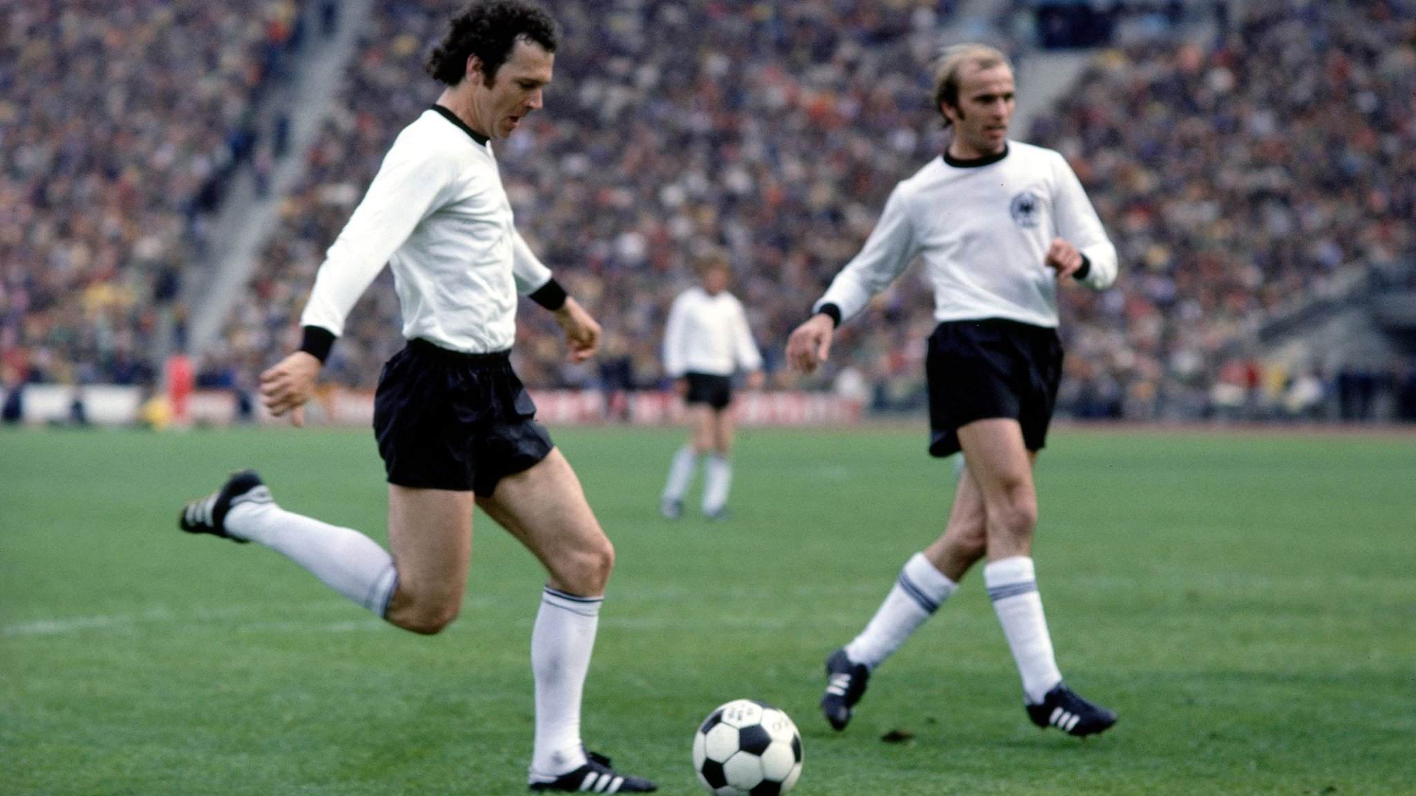 Adidas statt Nike: Das Jubiläumstrikot des DFB sieht so cool aus, wie das der früheren Nationalelf