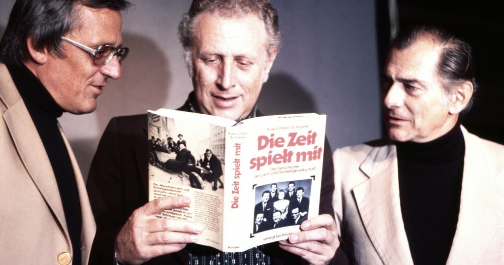 Bücher und Zeitung  - cover