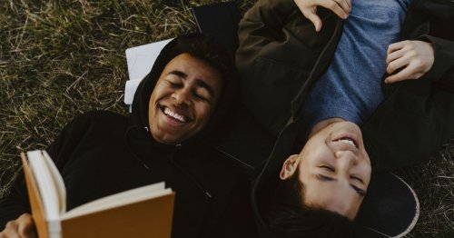 Das sind die 7 besten Bücher über Freundschaft