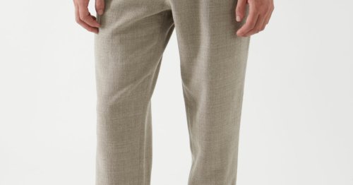 Chinos sind ein Trend für den Herbst 2021 – vor allem diese Hose!