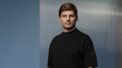 "Ich bin ein unkomplizierter Typ, was Kleidung angeht.": Formel-1-Weltmeister Max Verstappen im Interview über seine neue Rolle als Markenbotschafter bei AlphaTauri