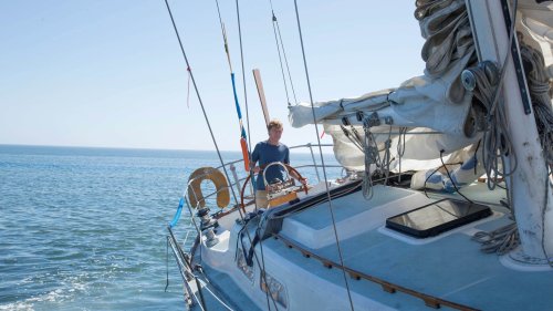 Luxus pur oder tödliche Falle? Diese 6 Filme spielen auf einer Yacht – und das geht meistens nicht gut aus