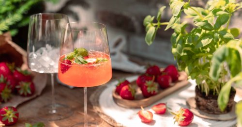Cocktails mit Gin: Diese 4 Drinks sind perfekt für den Sommer