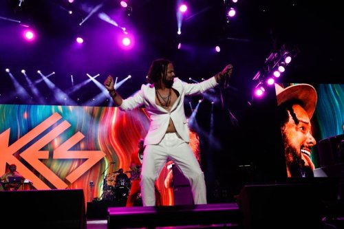 Machel Montano, Kes The Band, and Wyclef Jean Brought The Island Vibes To The Main Stage At ESSENCE!