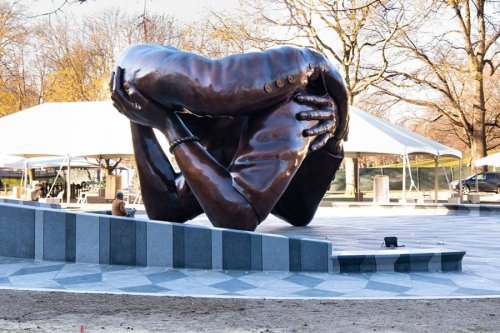 Sculpture Honoring The Love Between Martin Luther King, Jr. And Coretta ...