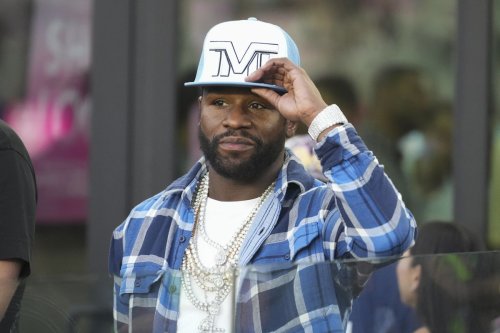 Floyd Mayweather Laughs Off Bankruptcy Rumors as $100M Watch Collection Steals Spotlight at NBA Visit