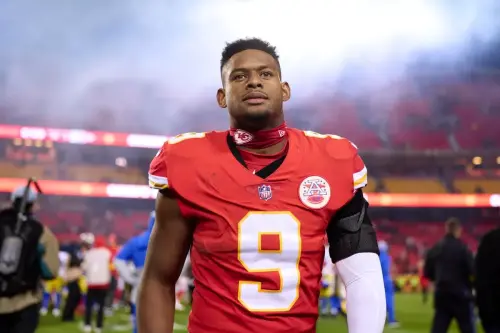 Chiefs Bid Farewell to $31.5M Star as Andy Reid Confirms Return for Patrick Mahomes’ Weapon