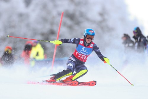 Skiing Fans Rally Behind Mikaela Shiffrin After USA Star Moves One Step ...