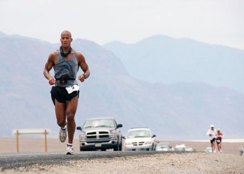 Joe Rogan Admits the ‘Craziest Thing’ About David Goggins & It’s Not His Insane Routine
