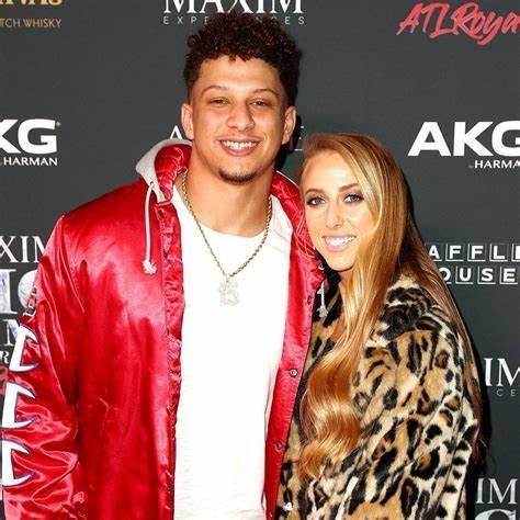patrick mahomes pregame outfit today