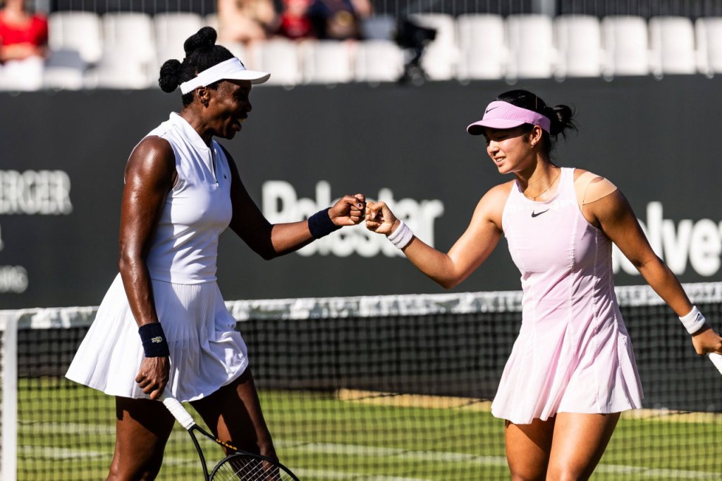 Magazine - TENNIS PLAYERS