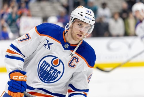 Connor McDavid’s Stunning Efforts Fail Against LA Kings Domination Post Viral National Anthem Beginning