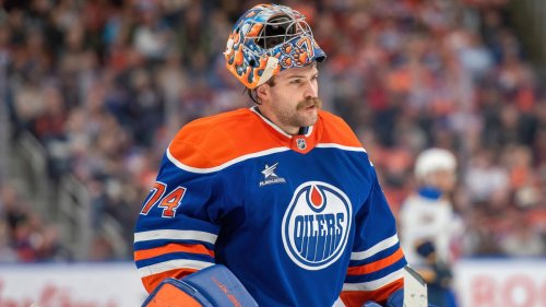 Oilers Community’s Concerns Continue as Head Coach Kris Knoblauch Give Unfortunate Calvin Pickard Update