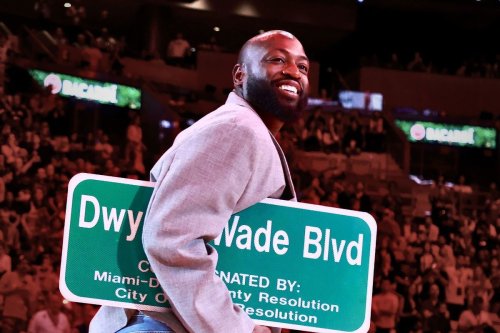 “You Sick”: Dwyane Wade Thrilled By Devin Carter Repping $5 Billion Brand As Kings Rookie Records Career Game