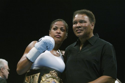 “She Hit Me With a Right Hand and I Couldn’t Eat for Like a Week”: Male Boxer Revealing Never Before Heard Details About Sparring Session With Muhammad Ali’s Daughter Laila Ali Leaves Boxing World Jaw-Dropped