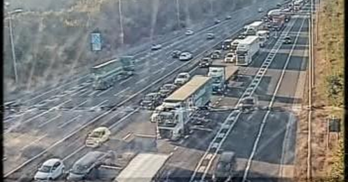 M25 traffic updates as accident involving lorry and car forces lane closures