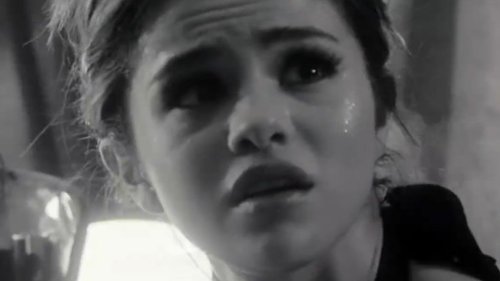 Selena Gomez Sheds Lots of Tears in Teaser for 'My Mind & Me' Doc