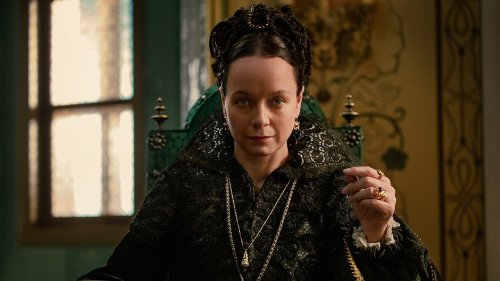 Watch the ‘The Serpent Queen’ Trailer, a Royal Story With Serious Edge