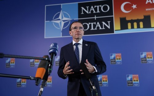 INTERVIEW: Russia's Arctic frontier should be NATO's concern, Norwegian foreign minister says - Euractiv