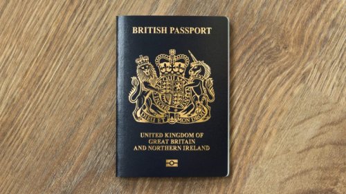 Brits in Portugal set to have new post-Brexit residence card by year’s end