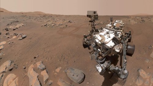NASA in competition with China to bring Mars rocks to Earth
