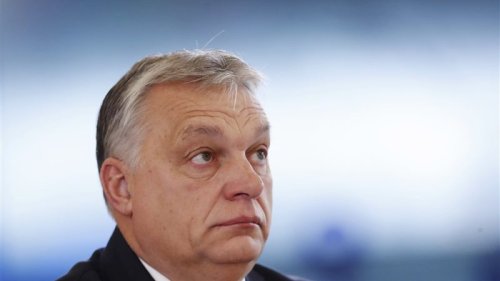 Hungary 'unfit' to hold EU presidency, warn MEPs