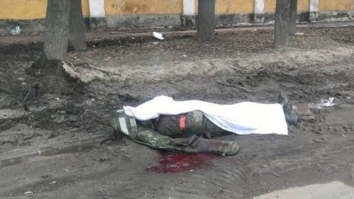Ukraine gathers Russian dead in chilled train for prisoner exchange