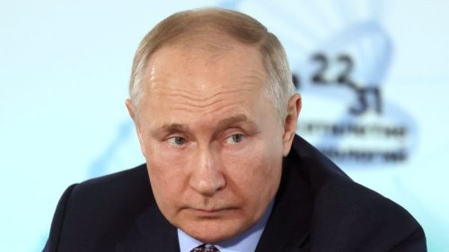 Russia presses unacceptable demands for peace talks