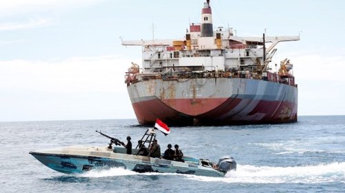 Yemeni Govt Demands Help To Secure Houthi-Hit Ship