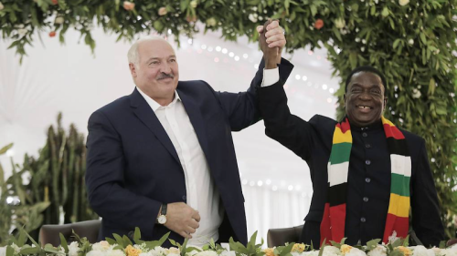 Lukashenko Hands Over Agricultural Equipment To Zimbabwe – OpEd