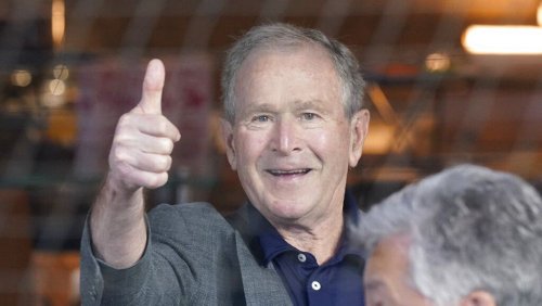 Bush condena la invasión de Irak al cometer un lapsus y querer decir Ucrania