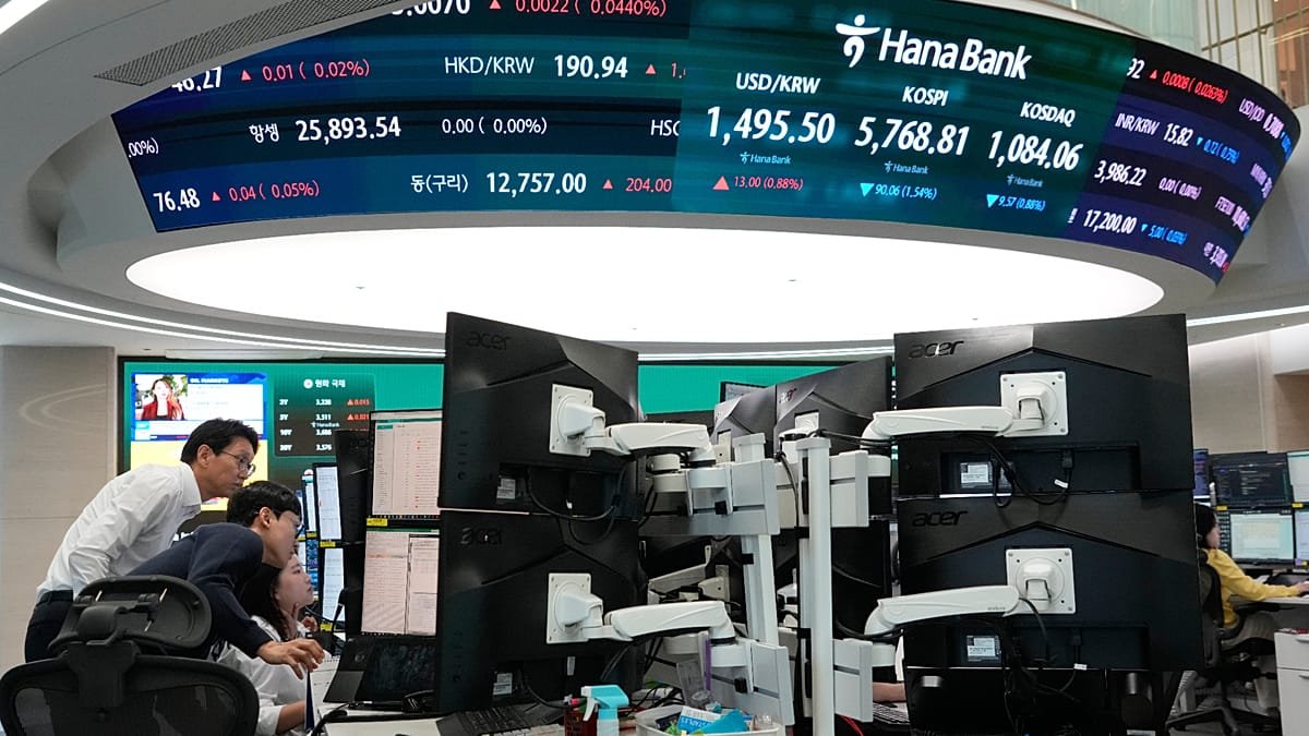 Oil jumps above $100 after failed peace talks, forint surges after the Hungarian election results