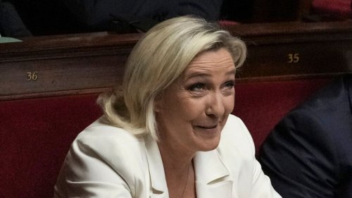 Budget 2025 : Marine Le Pen votera la censure si le budget reste "en l'état"