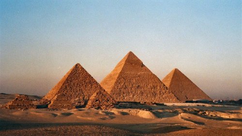 Unter der Erde: Experten-Streit über "verborgene Stadt" unter ägyptischen Pyramiden
