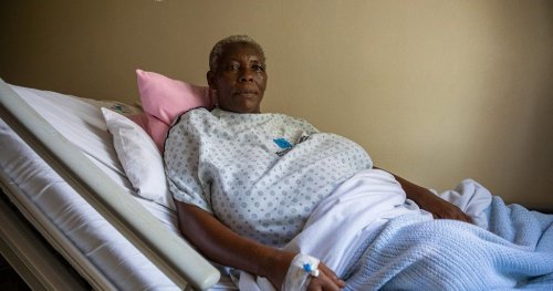 Insolite : une Ougandaise de 70 ans donne naissance à des jumeaux