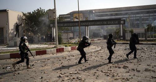 Sénégal : heurts entre policiers et étudiants à Dakar