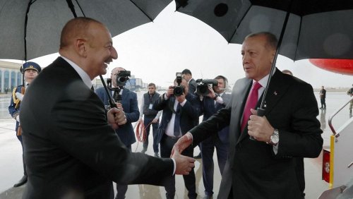 Berg-Karabach: Erdoğan springt Aserbaidschan zur Seite