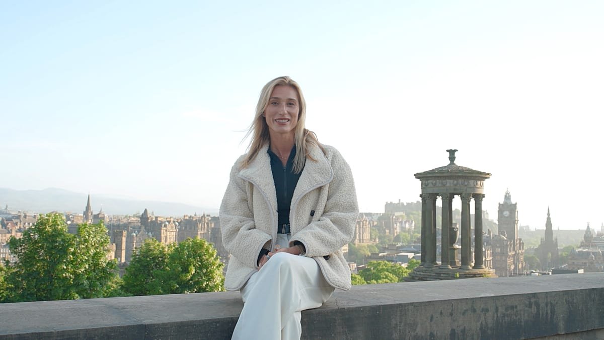 Grand Voyager | Exploring Edinburgh and Scotland