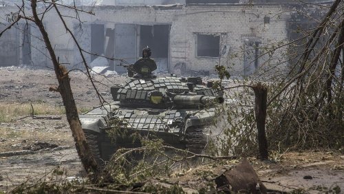 Ukraine : succès militaires de la Russie dans l'Est, Poutine brandit la menace nucléaire