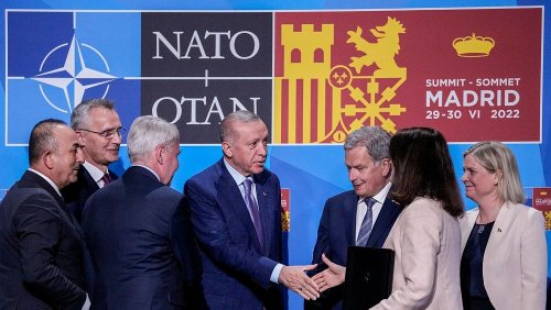 NATO expansion: Finland, Sweden and Turkey strike deal on membership
