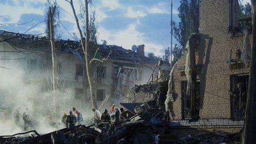 Trump tells Putin to 'STOP!' in rare rebuke after 12 killed in wave of air strikes on Kyiv