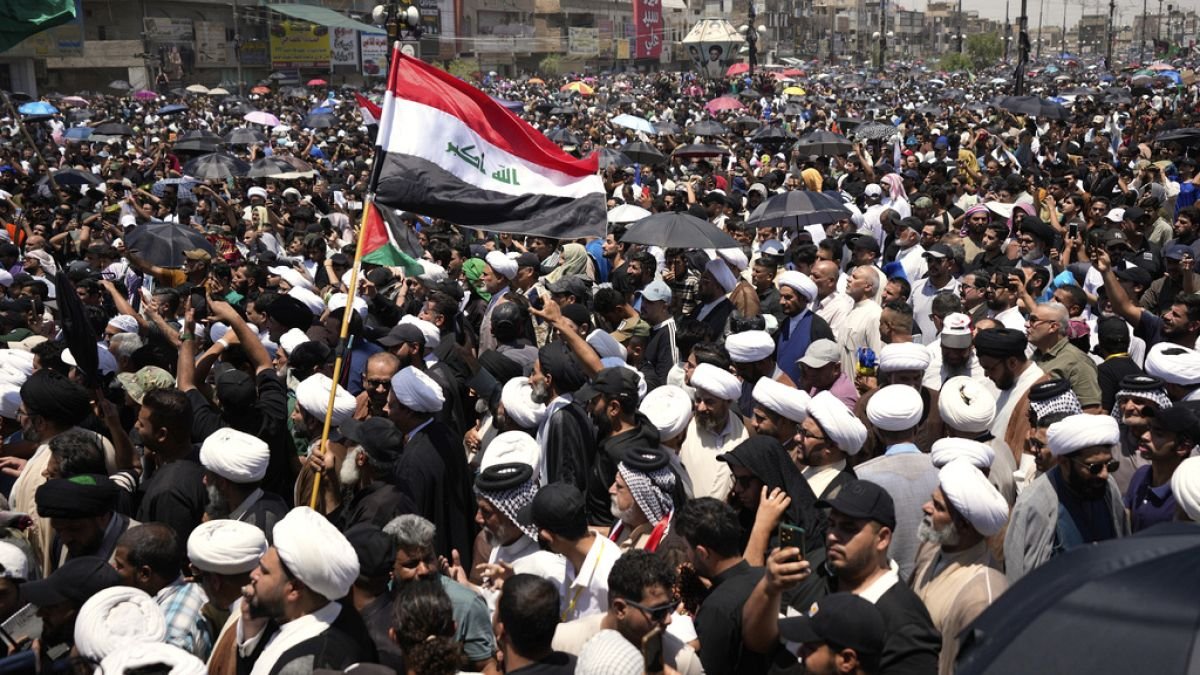مظاهرات حاشدة في بغداد دعمًا لإيران ورفضًا للحرب