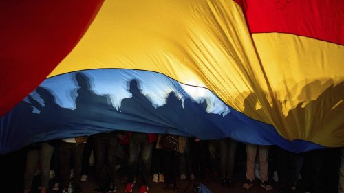 Romania grapples with disinformation ahead of tense presidential run-off