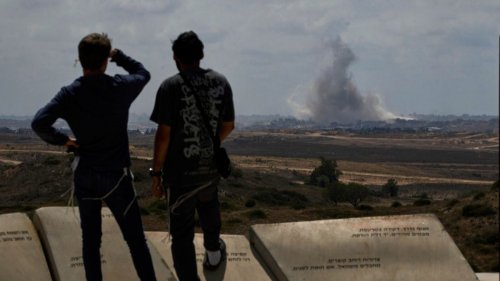 Mehr als 100 Palästinenser bei israelischen Luftangriffen im Gazastreifen getötet