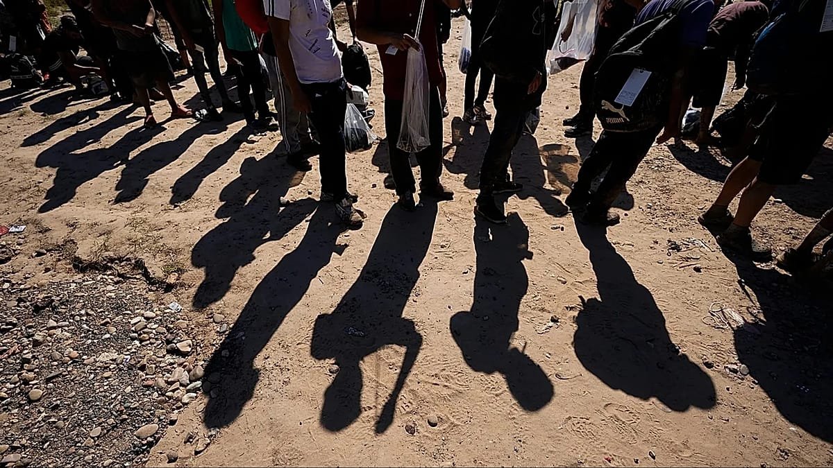 Trump limite l’accueil des réfugiés à 7 500 par an et donne la priorité aux Sud-Africains blancs