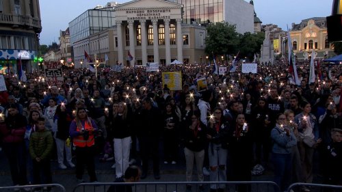 "Wir müssen uns ändern, weil wir nicht mehr von unserem Leben geben können" - Studentenprotest in Subotica
