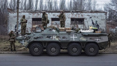 Hat die Ukraine ein Krankenhaus in Nowaidar auf eigenem Gebiet per Raketenabschuss zerstört?