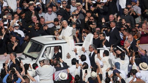 Pope Leo's inauguration mass draws global leaders