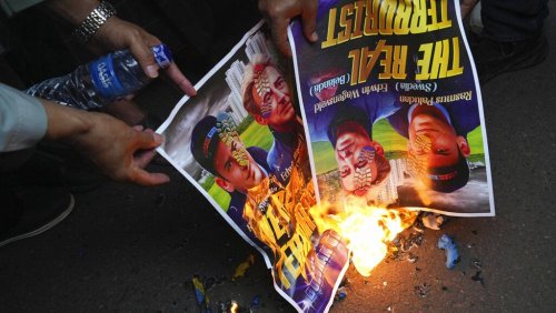 Protesters in Jakarta demand government cuts ties with Sweden over Koran burning