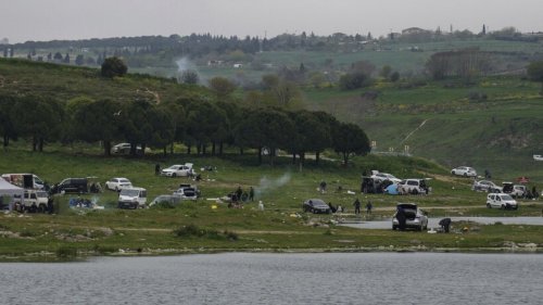 Hundreds injured after magnitude 6.2 earthquake strikes near Istanbul